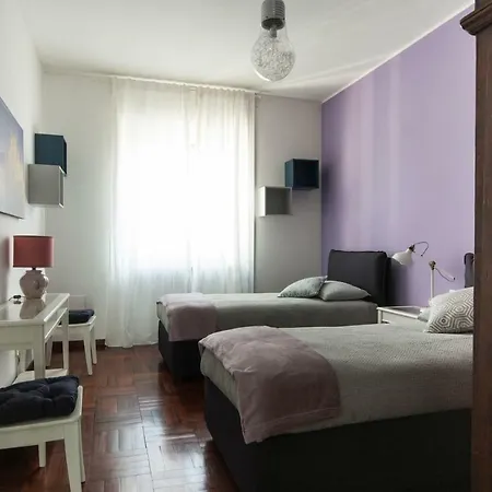Luxurious 4bdr Penthouse Near Duomo Cathedral アパート ミラノ