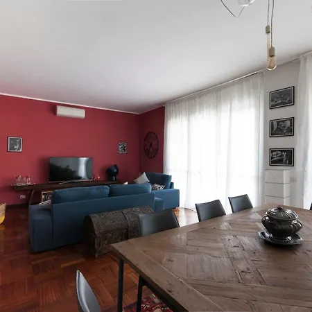 アパート Luxurious 4bdr Penthouse Near Duomo Cathedral