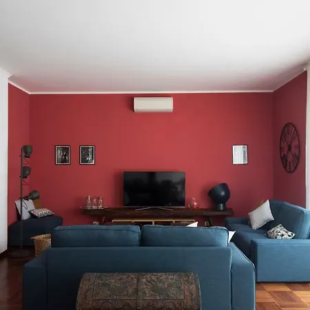 Apartamento Luxurious 4bdr Penthouse Near Duomo Cathedral Milão