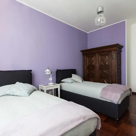 Luxurious 4bdr Penthouse Near Duomo Cathedral アパート